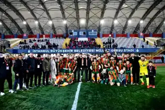 Balcıoğlu, Selimpaşaspor'un Şampiyonluğunu Kutladı