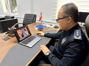 Gerze Emniyet Müdürü, AA Yılın Kareleri'nde Oy Kullandı