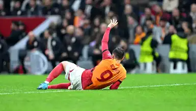 Galatasaray, Icardi'yi Avrupa Ligi'nden Çıkardı! Yabancı Sınırı Endişesi