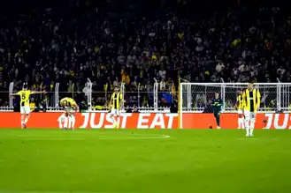 Samet Akaydın'a Fenerbahçe Tribünlerinden Tepki!