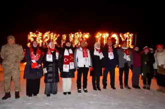 Sarıkamış'ta JAK'tan Muhteşem Meşaleli Gösteri