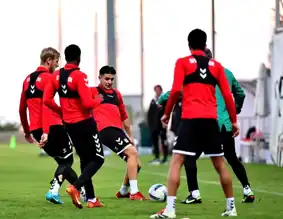 Sivasspor Belek'te Kampta! Taktik Ağırlıklı Antrenmanlar Devam Ediyor