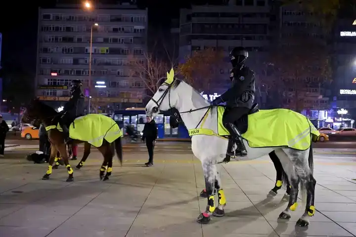 Ankara'da Yeni Yıl Coşkusu: 2025'e Merhaba!