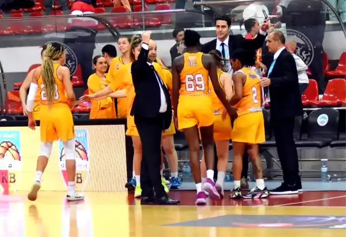 Emlak Konut, Kayseri'yi 75-72 Yendi!