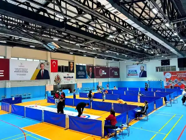 Afyonkarahisar'da Floor Curling İl Birinciliği Sonuçlandı