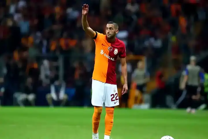 Galatasaray, Ziyech ile Yollarını Ayırdı!