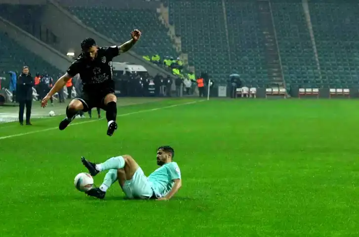 Kocaelispor, Erokspor'a 2-0 Yenildi!