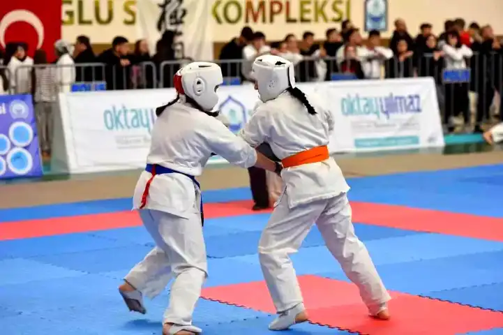 Yıldırım Belediyespor, 59 Madalya ile Şampiyonada Parladı!